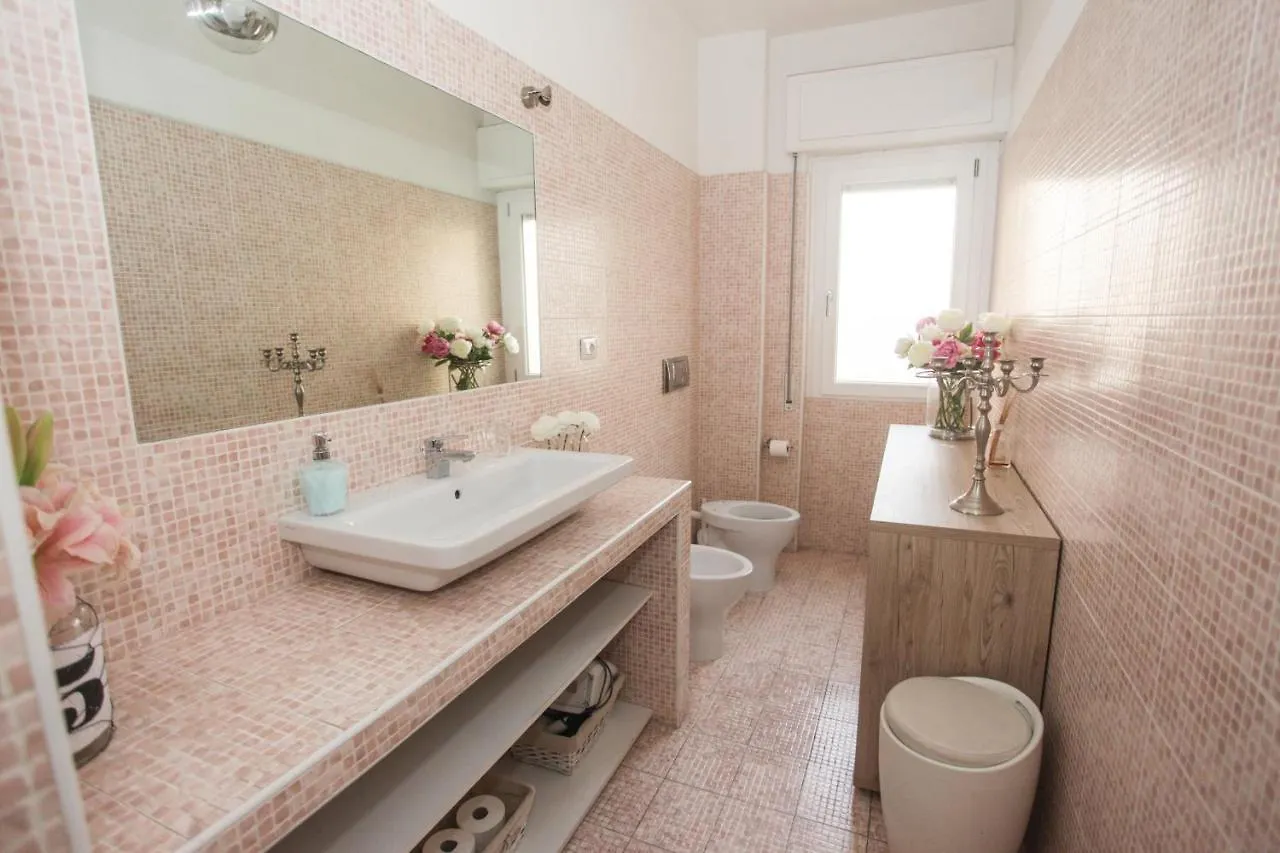 B&B Cagliari City 0*,  Italien